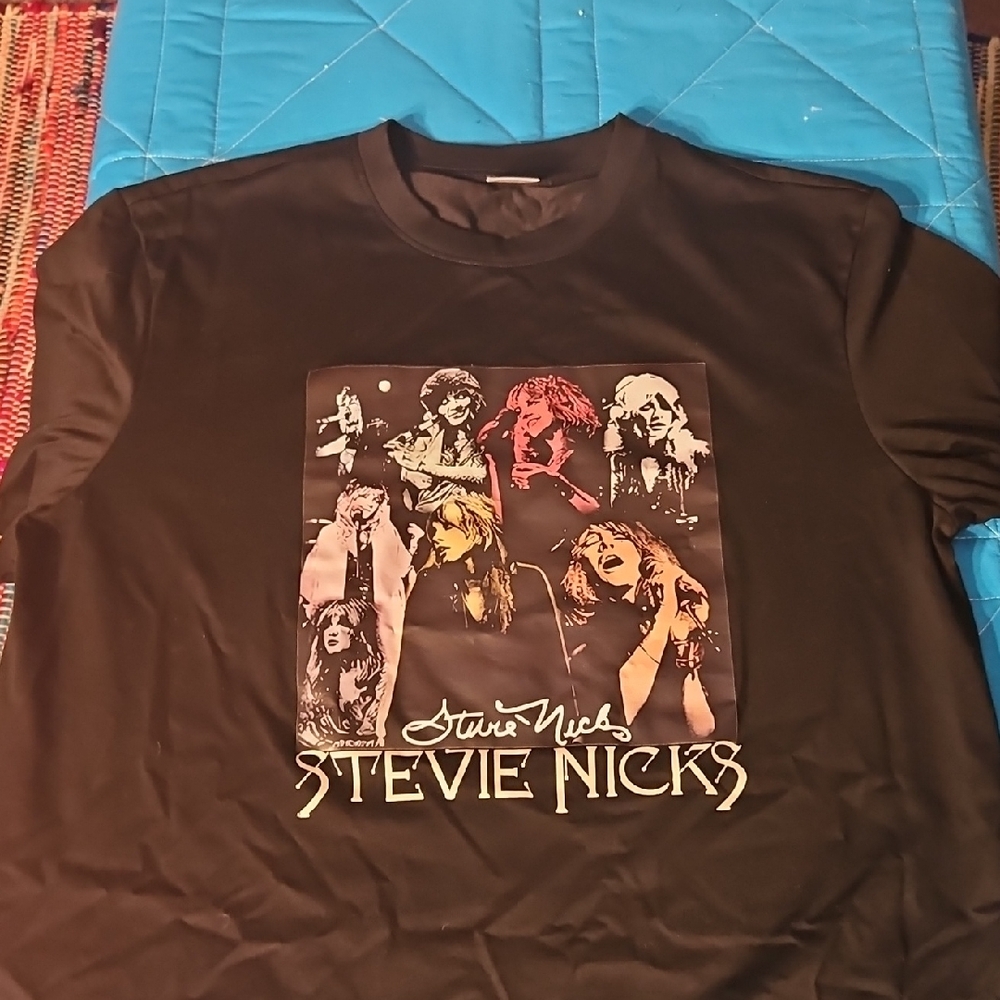 Stevie Nicks Graphic Tee in Black